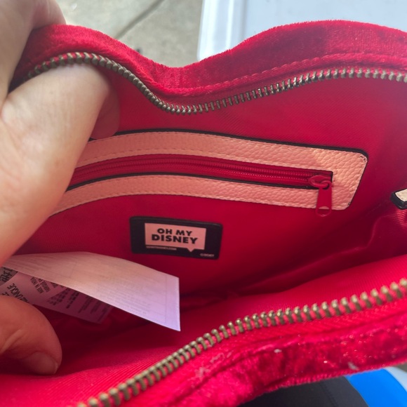 Heart crossbody purse - Picture 3 of 4